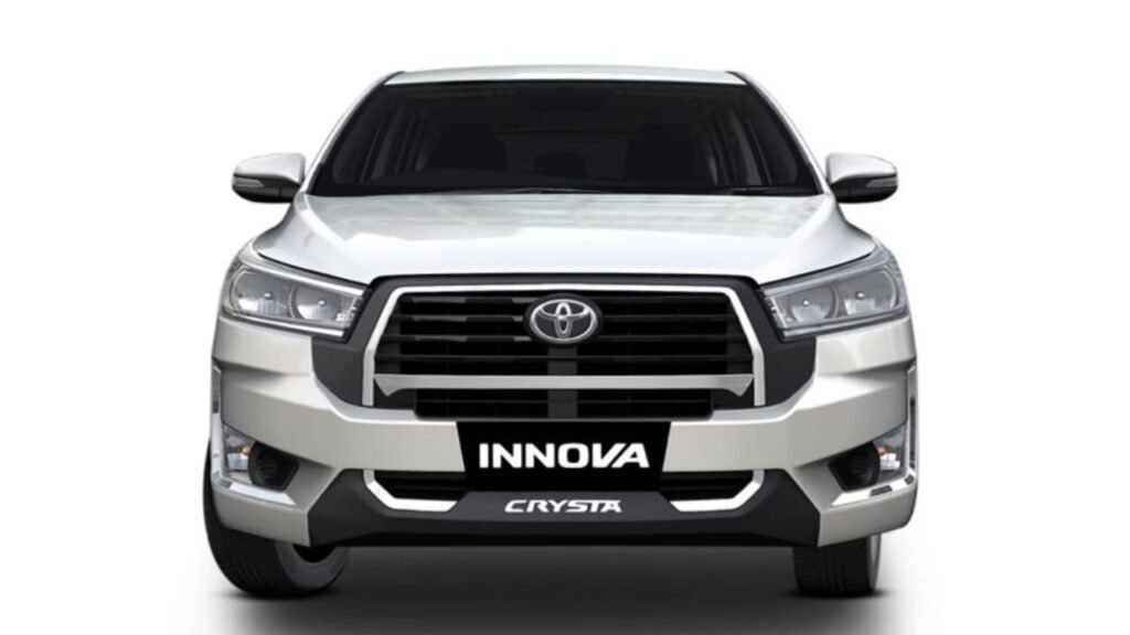 Toyota Innova Crysta 2025 – 7-Seater MPV Now Offers 39 KM/L Mileage & Starts at Just ₹2.15 Lakh!